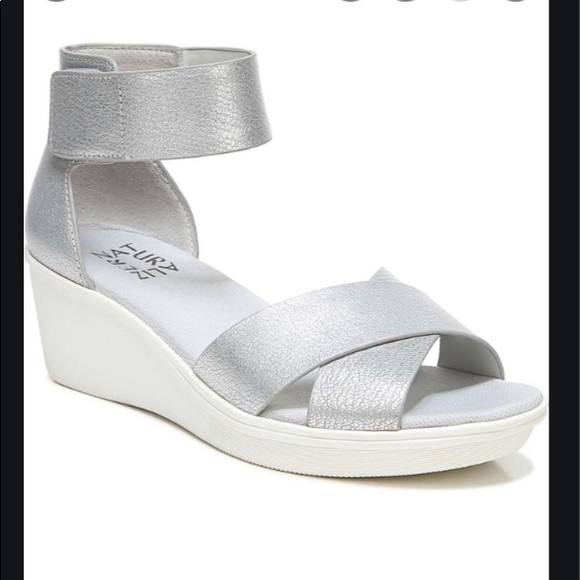 Naturalizer Shoes - NIB Naturalizer Riviera Sandals